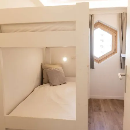 6 Pers. Renove, Terrasse Sud, Aux Pieds, Wifi, Conciergerie - Fr-1-545-38 *
