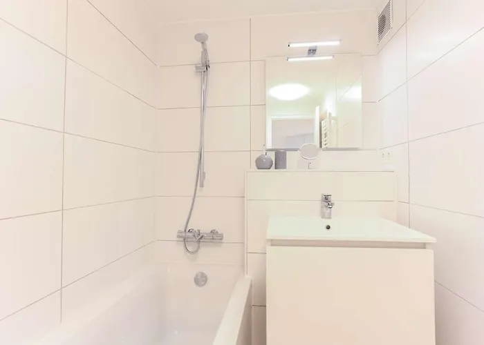 6 Pers. Renove, Terrasse Sud, Aux Pieds, Wifi, Conciergerie - Fr-1-545-38 Val Thorens